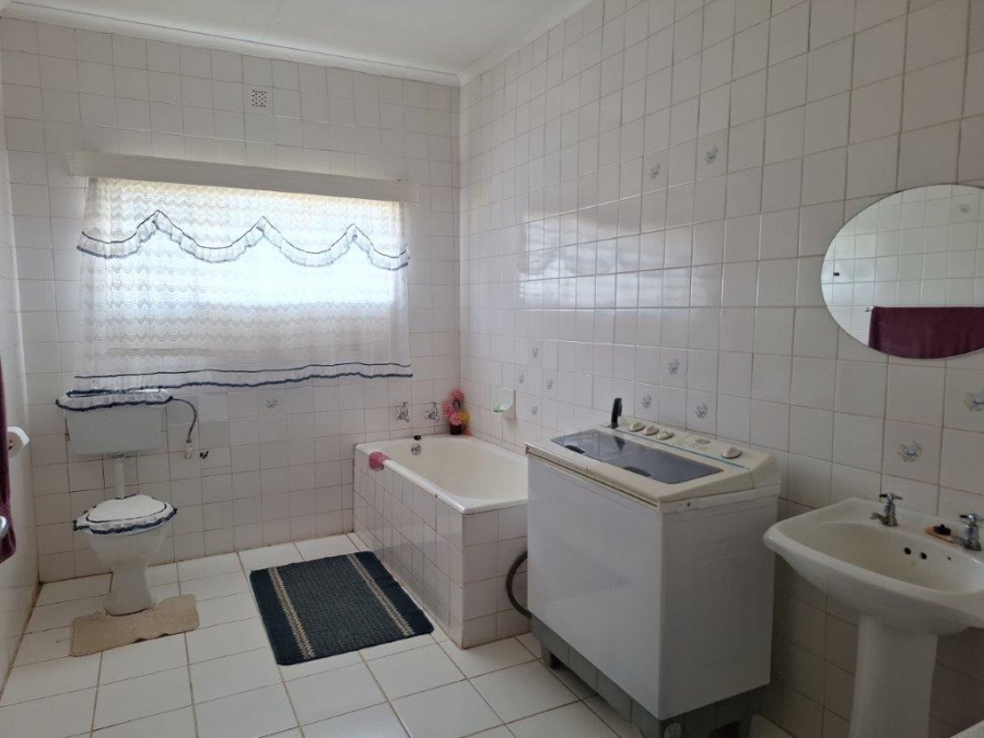 Commercial Property for Sale in Zuurplaat A H North West